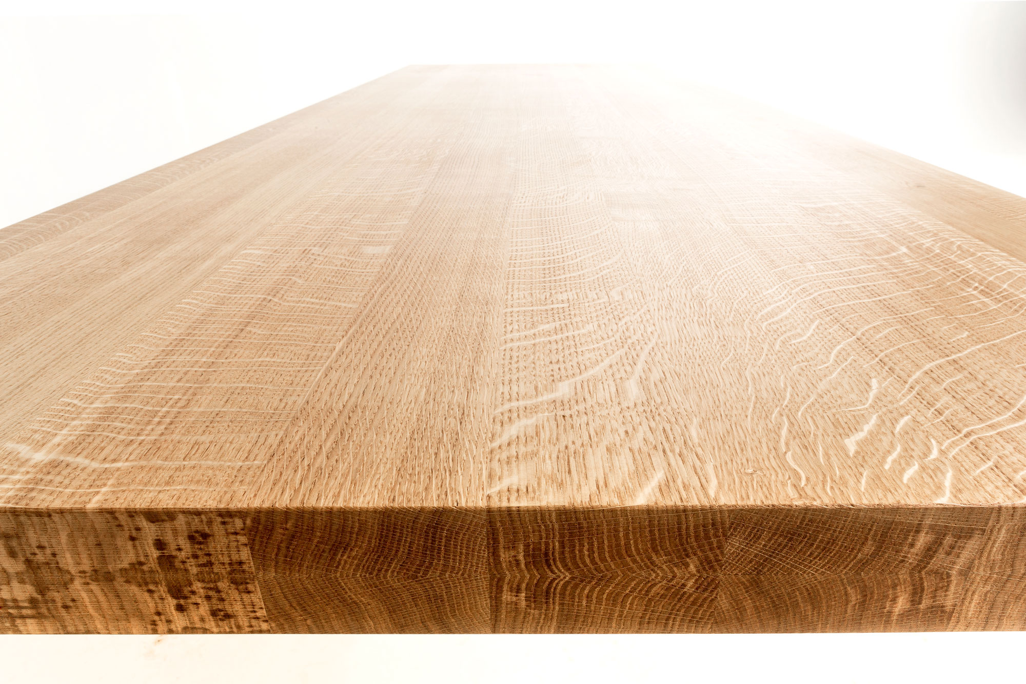 Kwartiers eikenhout meubelmakerij Casper Rutges - massief houten tafels kasten