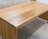 Tafel-uit-gerecycled-hout